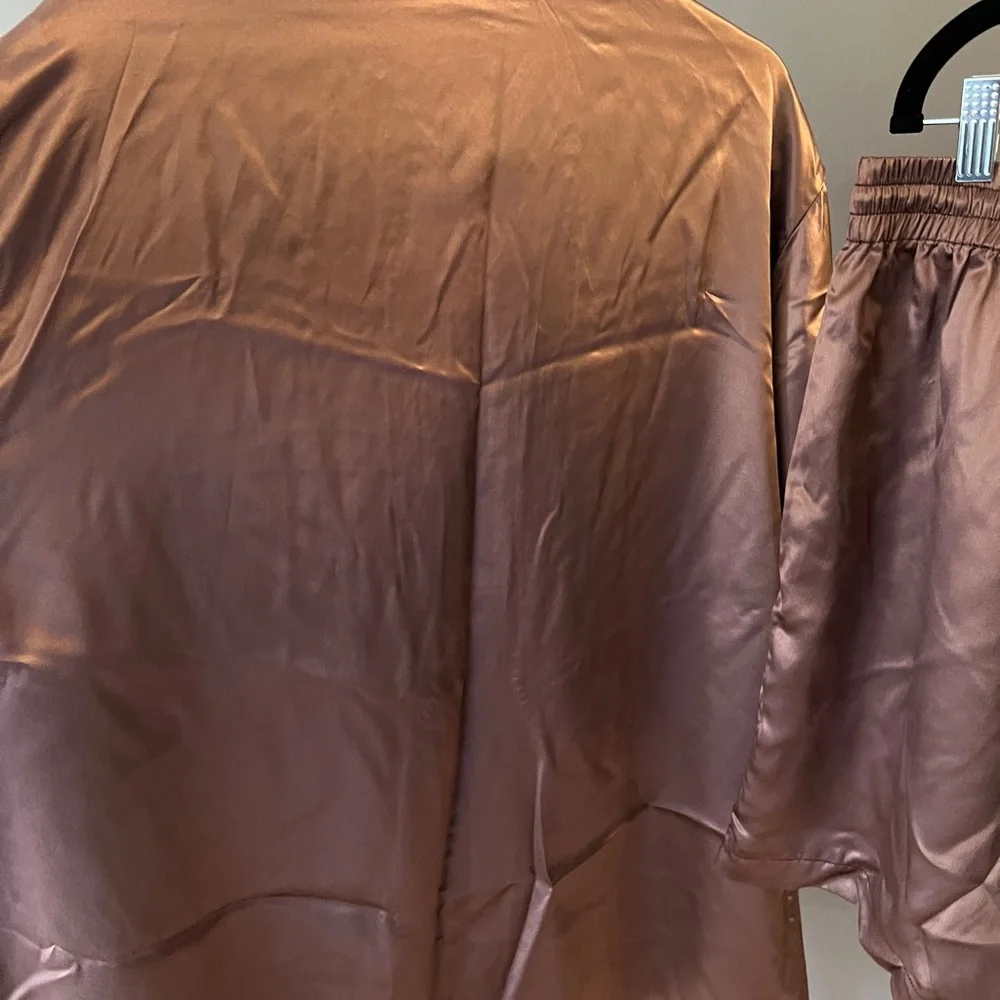 Clementine Organic Silk Sleepwear Set - Picture 4 of 7